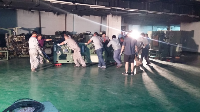 北京人工起重工廠設備搬遷.jpg